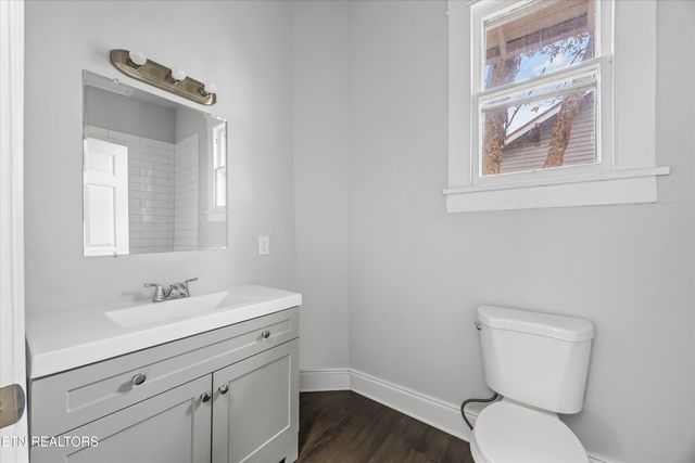 2444 woodbine Ave, Knoxville, TN 37917