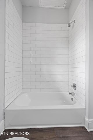 2444 woodbine Ave, Knoxville, TN 37917