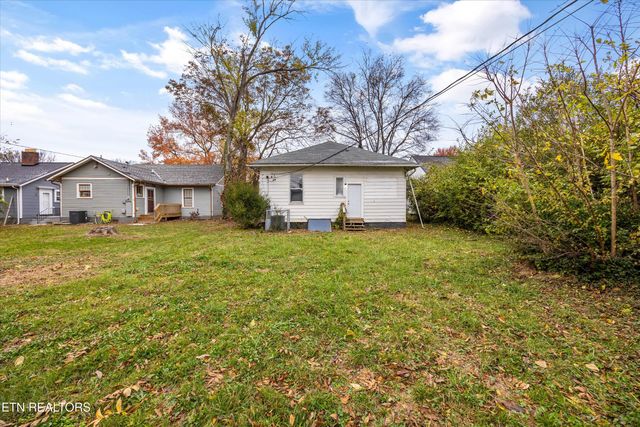 2444 woodbine Ave, Knoxville, TN 37917