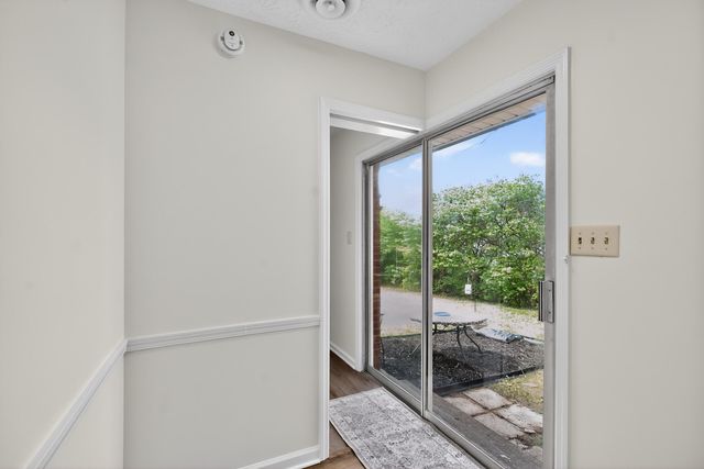 634 Seattle Drive, Lexington, KY 40503