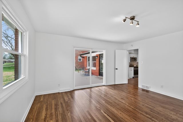 634 Seattle Drive, Lexington, KY 40503