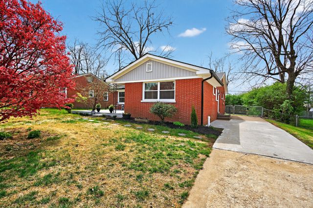 634 Seattle Drive, Lexington, KY 40503