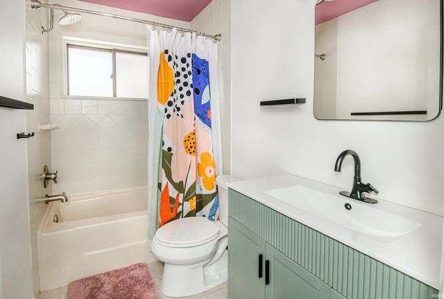 2511 N Cascade Drive, Bloomington, IN 47404