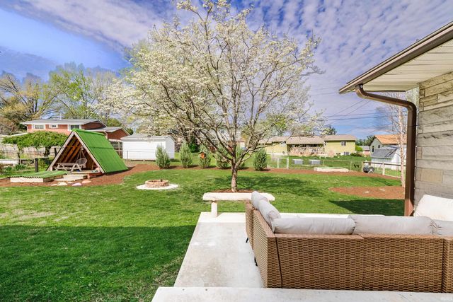 2511 N Cascade Drive, Bloomington, IN 47404