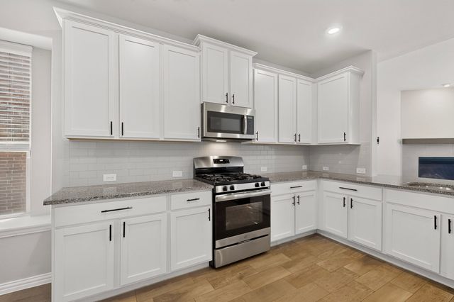 821 Black Hawk Drive, Princeton, TX 75407