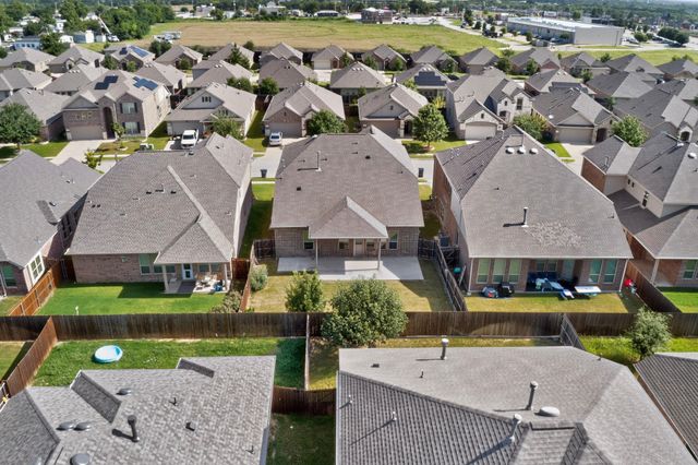 821 Black Hawk Drive, Princeton, TX 75407