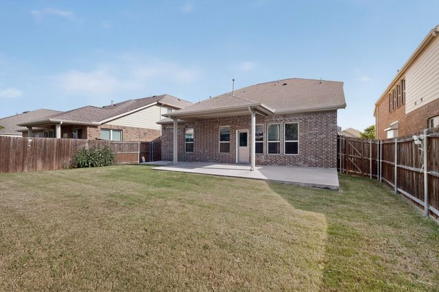 821 Black Hawk Drive, Princeton, TX 75407