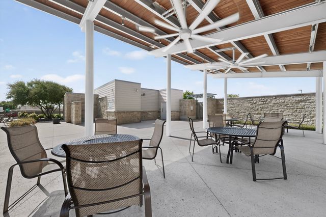 821 Black Hawk Drive, Princeton, TX 75407
