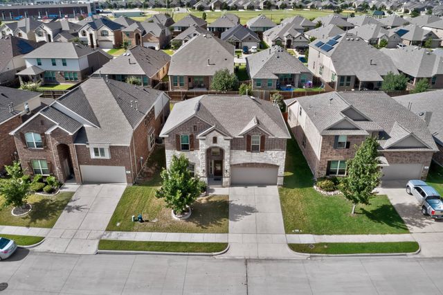821 Black Hawk Drive, Princeton, TX 75407