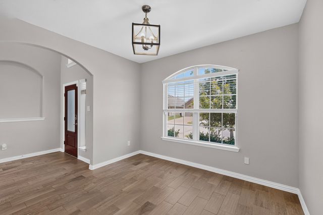 821 Black Hawk Drive, Princeton, TX 75407