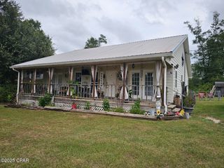 838 Rebecca Court, Alford, FL 32420