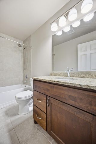 1127 24th Avenue W, West Fargo, ND 58078