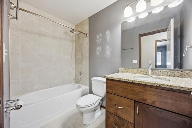 1127 24th Avenue W, West Fargo, ND 58078