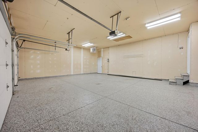 1127 24th Avenue W, West Fargo, ND 58078