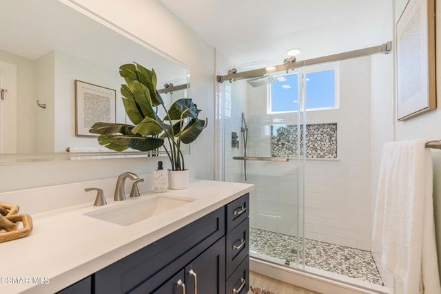 688 Velarde Drive, Thousand Oaks, CA 91360