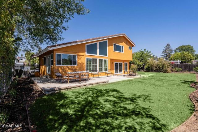 688 Velarde Drive, Thousand Oaks, CA 91360