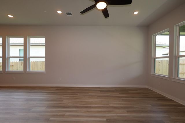 328 Marisol Bend, Georgetown, TX 78626