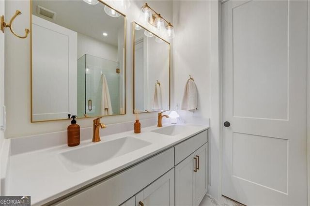 962 Bibbs Circle 7, Atlanta, GA 30318