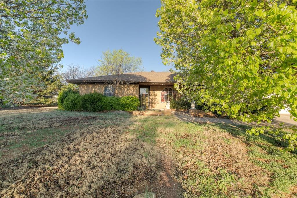 6401 N College Avenue, Oklahoma City, OK 73132