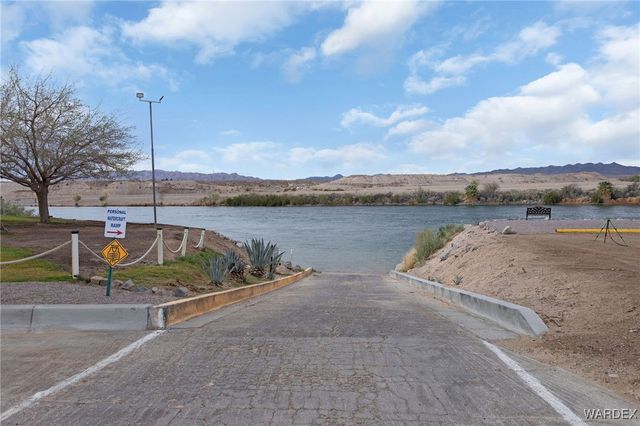 7889 S Whitewing Drive, Mohave Valley, AZ 86440