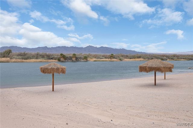 7889 S Whitewing Drive, Mohave Valley, AZ 86440