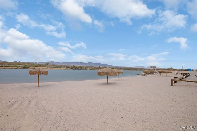 7889 S Whitewing Drive, Mohave Valley, AZ 86440