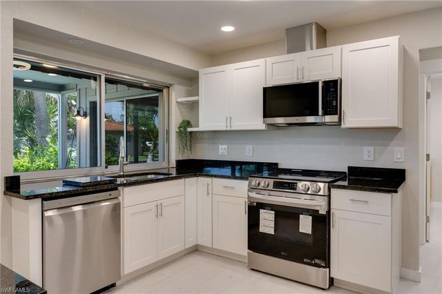 94 Gold Key CT, North Fort Myers, FL 33917