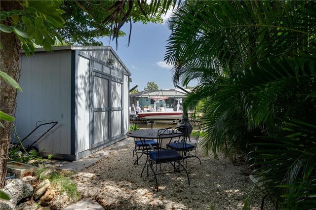 94 Gold Key CT, North Fort Myers, FL 33917