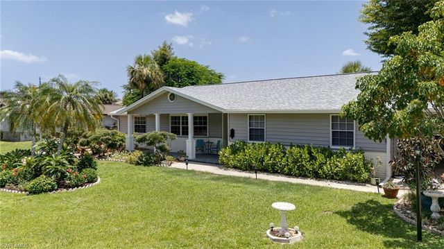 94 Gold Key CT, North Fort Myers, FL 33917