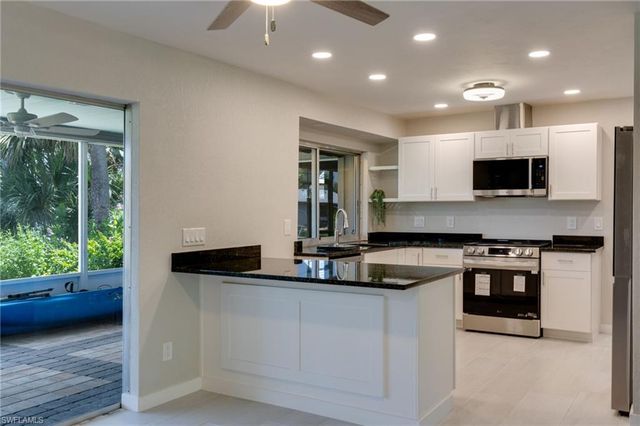 94 Gold Key CT, North Fort Myers, FL 33917