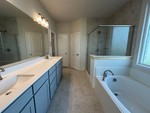210 Horizon Road, Valley View, TX 76272