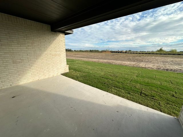 210 Horizon Road, Valley View, TX 76272