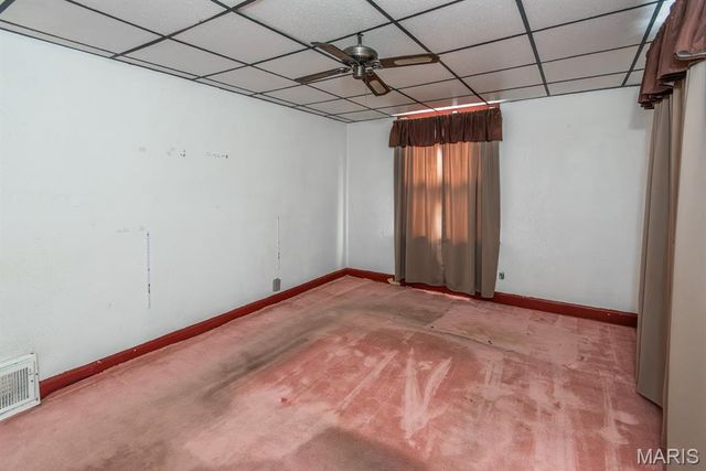 951 Switzer Avenue, St Louis, MO 63147