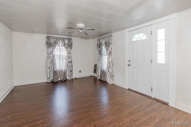 951 Switzer Avenue, St Louis, MO 63147