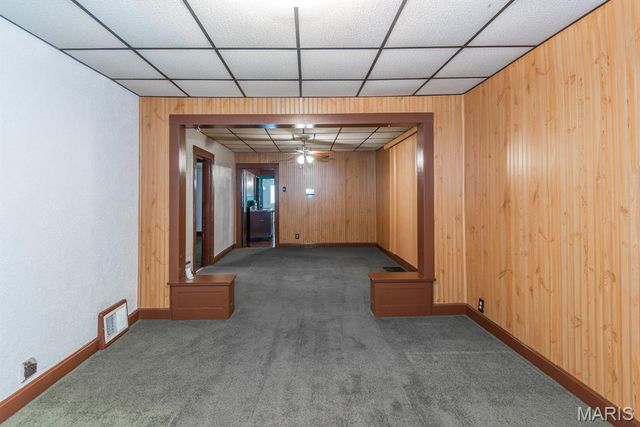 951 Switzer Avenue, St Louis, MO 63147