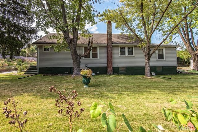 951 Switzer Avenue, St Louis, MO 63147