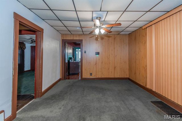 951 Switzer Avenue, St Louis, MO 63147