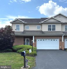 4745 AUGUSTA DR, Mechanicsburg, PA 17050