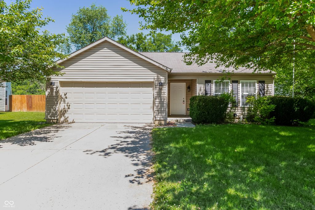 7114 Elias Circle, Indianapolis, IN 46236