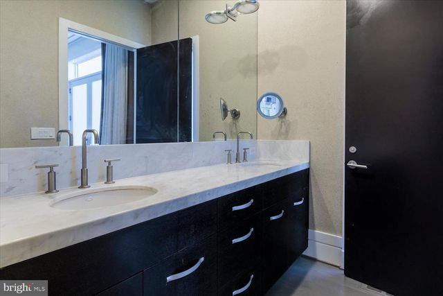 3017 GATES ROAD NW, Washington, DC 20008