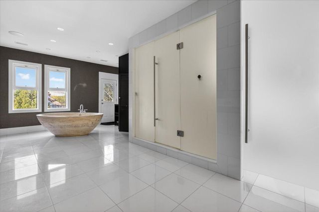 3017 GATES ROAD NW, Washington, DC 20008