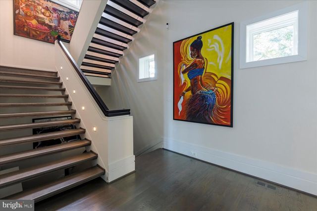 3017 GATES ROAD NW, Washington, DC 20008