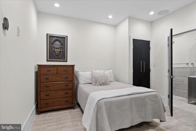 3017 GATES ROAD NW, Washington, DC 20008