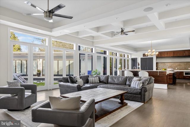 3017 GATES ROAD NW, Washington, DC 20008