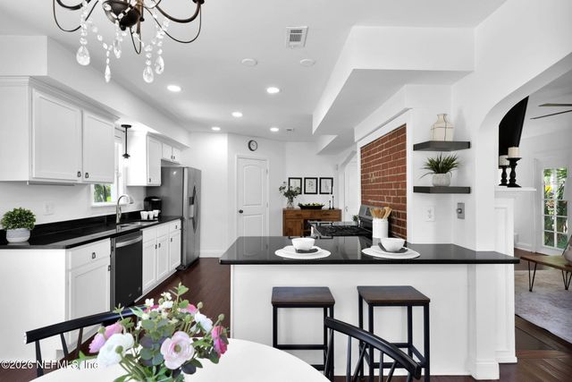 1461 LE BARON Avenue, Jacksonville, FL 32207