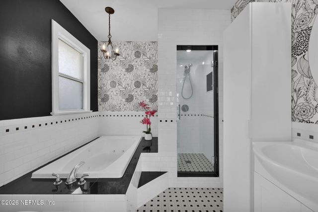 1461 LE BARON Avenue, Jacksonville, FL 32207