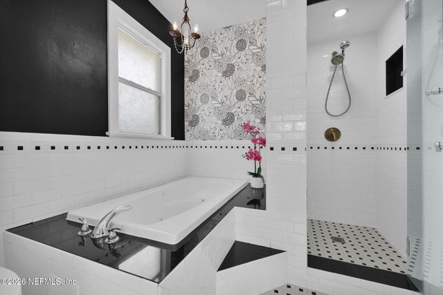 1461 LE BARON Avenue, Jacksonville, FL 32207