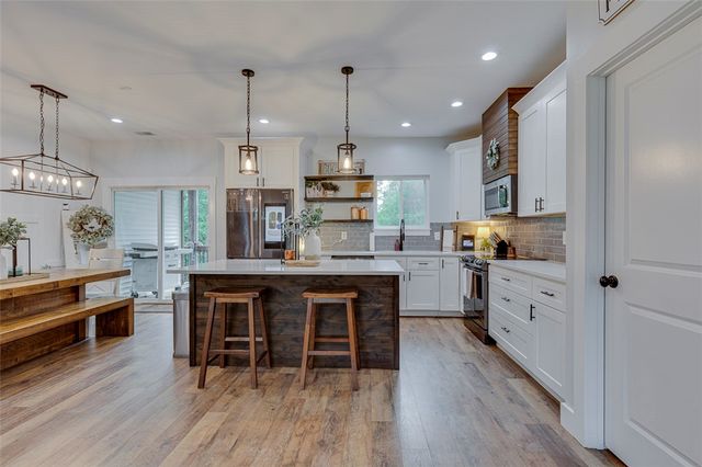221 Glen Laurel Drive, Easley, SC 29642