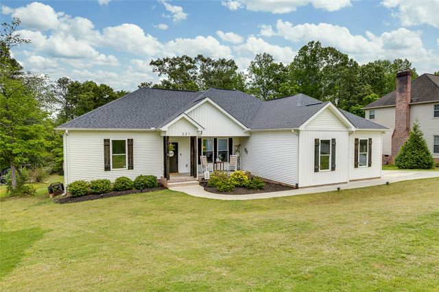 221 Glen Laurel Drive, Easley, SC 29642