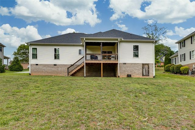 221 Glen Laurel Drive, Easley, SC 29642